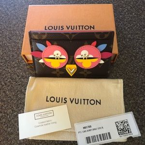 💯% Authentic Sold Out Louis Vuitton card holder